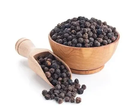 Black Pepper  / கருமிளகு / Karu miḷaku